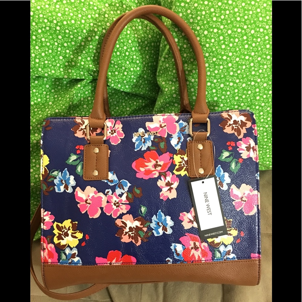 NINE WEST 🌺🌸 Floral Handbag